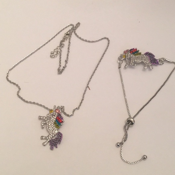 Unicorns rhinestone bracelet and necklace set - Picture 5 of 8
